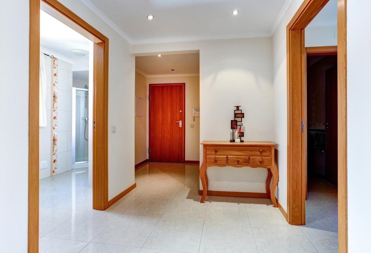Two Bedroom Apartment With Rooftop Pool In 알보르 외부 사진