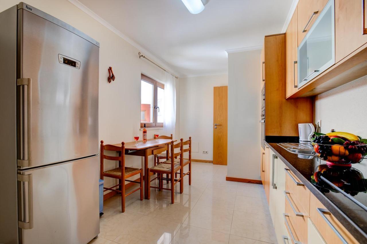 Two Bedroom Apartment With Rooftop Pool In 알보르 외부 사진
